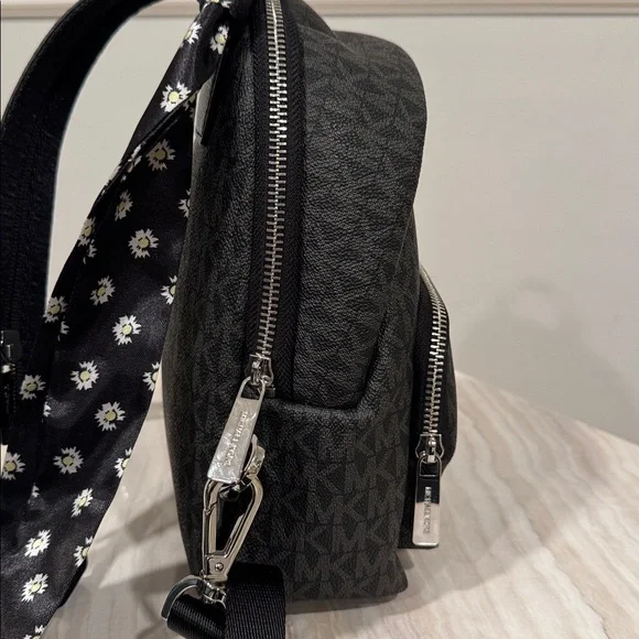 Michael Kors Backpack Erin Signature Backpack - Picture 8 of 17